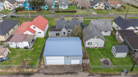 Photo of 2826 Pacific Avenue, Hoquiam, WA 98550 (MLS # 2485080)