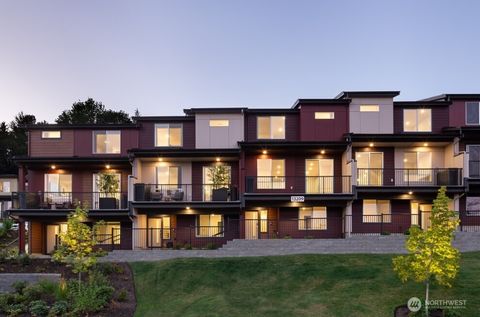 Photo of 13205 NE 127th Way #B, Kirkland, WA 98034 (MLS # 2483645)