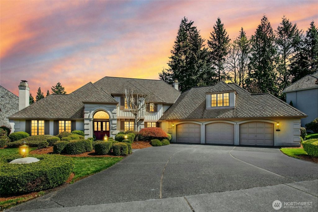 Photo of 5750 Matterhorn Place NW, Issaquah, WA 98027 (MLS # 2356140)