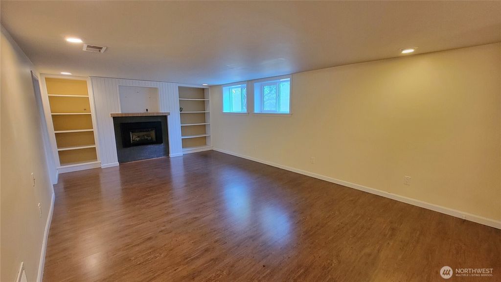 Photo of 1419 108th Avenue SE, Bellevue, WA 98004 (MLS # 2517721)