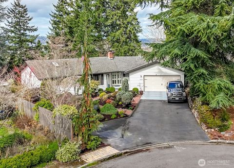 Photo of 10602 SE 325th Place, Auburn, WA 98092 (MLS # 2496222)