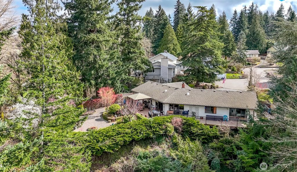 Photo of 10602 SE 325th Place, Auburn, WA 98092 (MLS # 2496222)