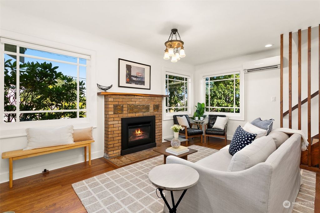 Photo of 8025 24th Avenue NW, Seattle, WA 98117 (MLS # 2269971)