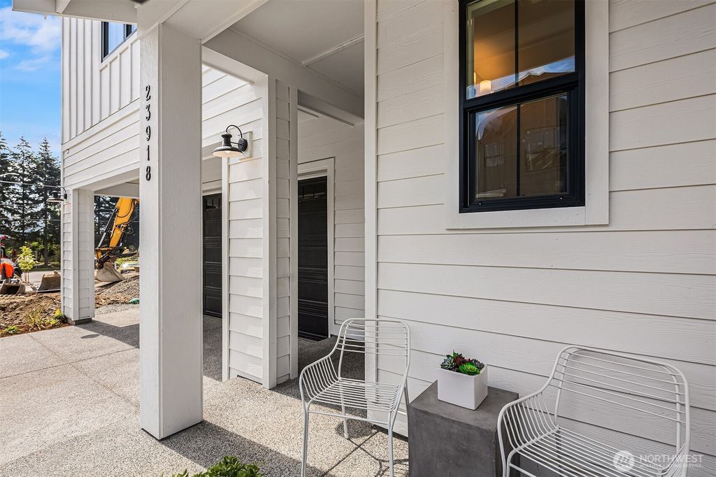 Photo of 23918 38th Avenue SE, Bothell, WA 98021 (MLS # 2317020)