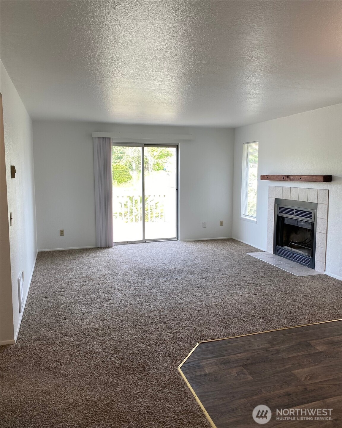 6003 Broadway