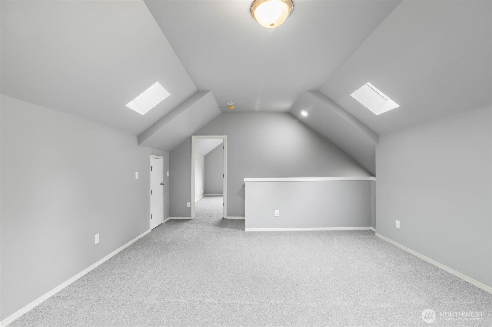 Lynnwood, Washington 98087, United States, 4 Bedrooms Bedrooms, ,3 BathroomsBathrooms,Residential,Active,191223