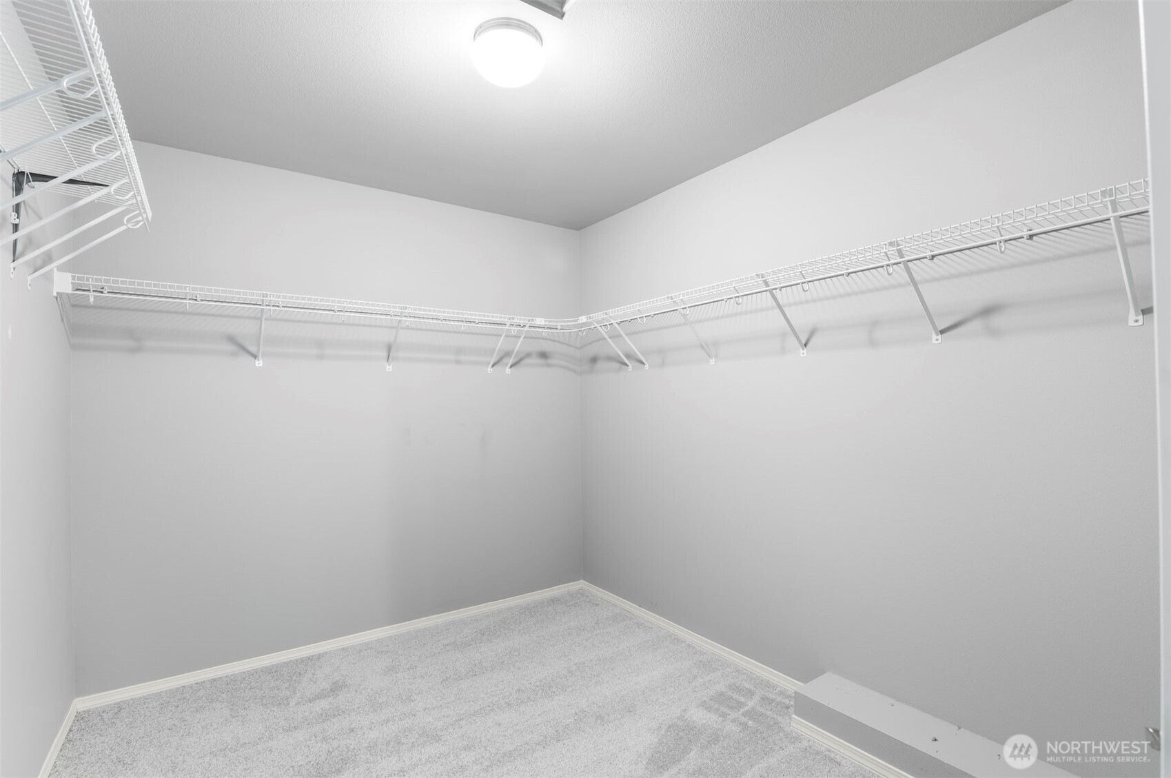 Lynnwood, Washington 98087, United States, 4 Bedrooms Bedrooms, ,3 BathroomsBathrooms,Residential,Active,191223