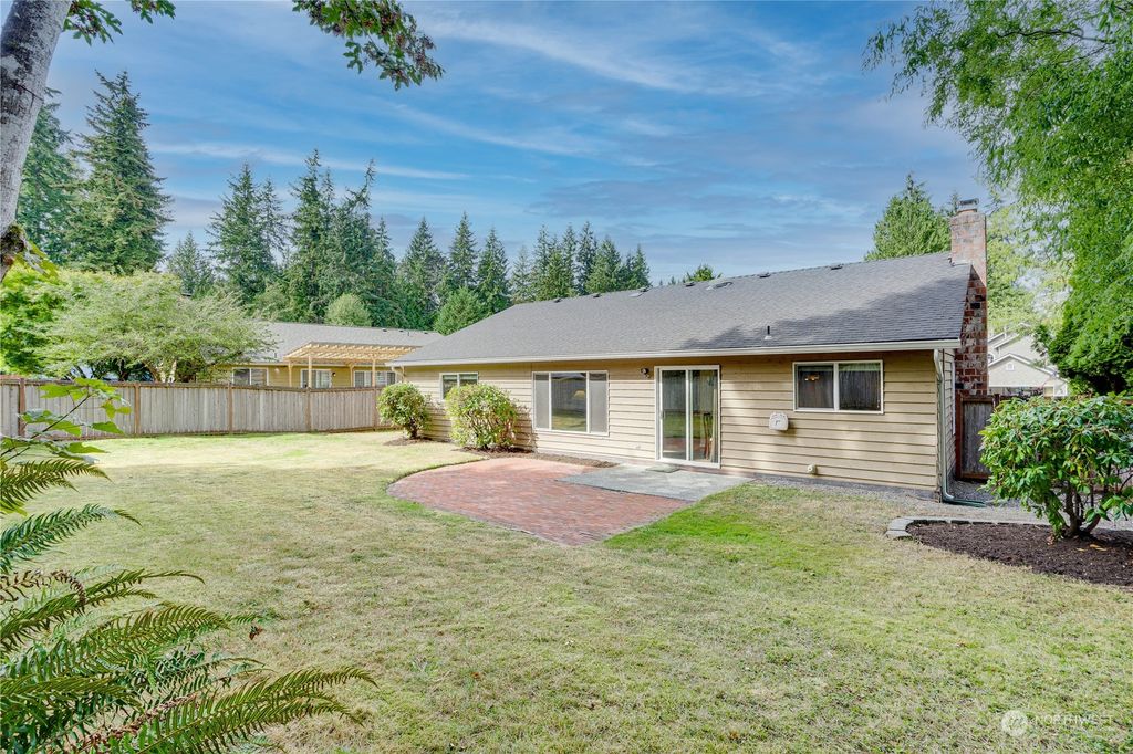Photo of 6020 142nd Street SE, Everett, WA 98208 (MLS # 1990708)