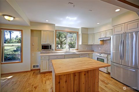 A home in Camano Island