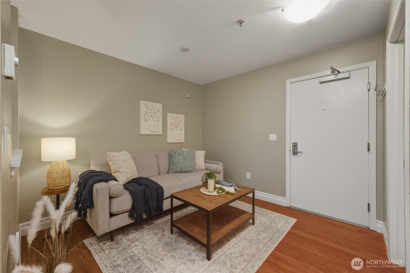 960 Harris Avenue 307