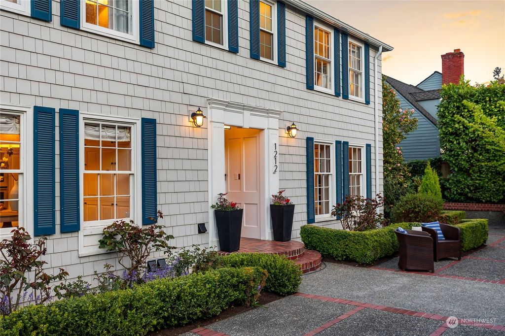 Photo of 1212 McGilvra Boulevard E, Seattle, WA 98112 (MLS # 2219945)