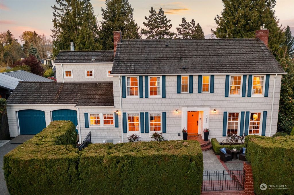 Photo of 1212 McGilvra Boulevard E, Seattle, WA 98112 (MLS # 2219945)