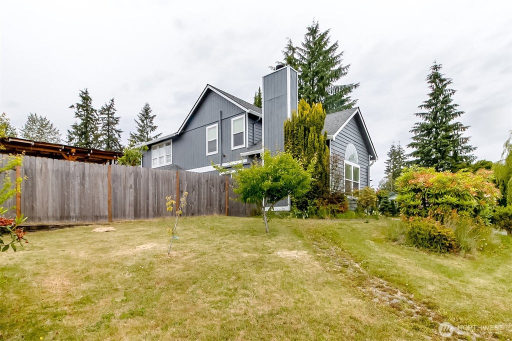 Photo of 8802 8th Avenue W, Everett, WA 98204 (MLS # 2525393)