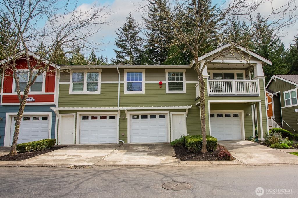 Photo of 10620 221st Lane NE #203, Redmond, WA 98053 (MLS # 2510044)