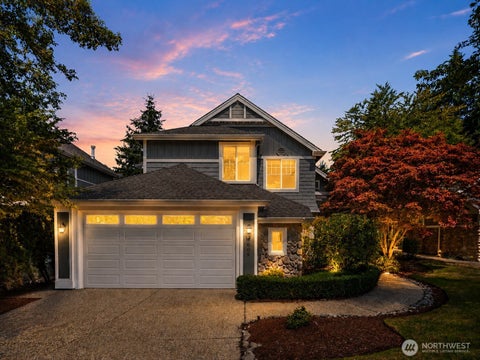 Photo of 2605 231st Avenue SE, Sammamish, WA 98075 (MLS # 2559614)