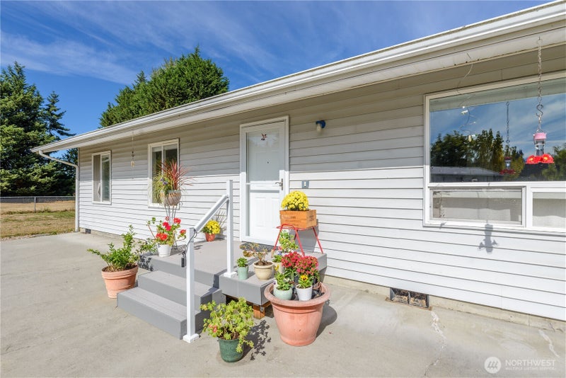 1111 N Barr Rd