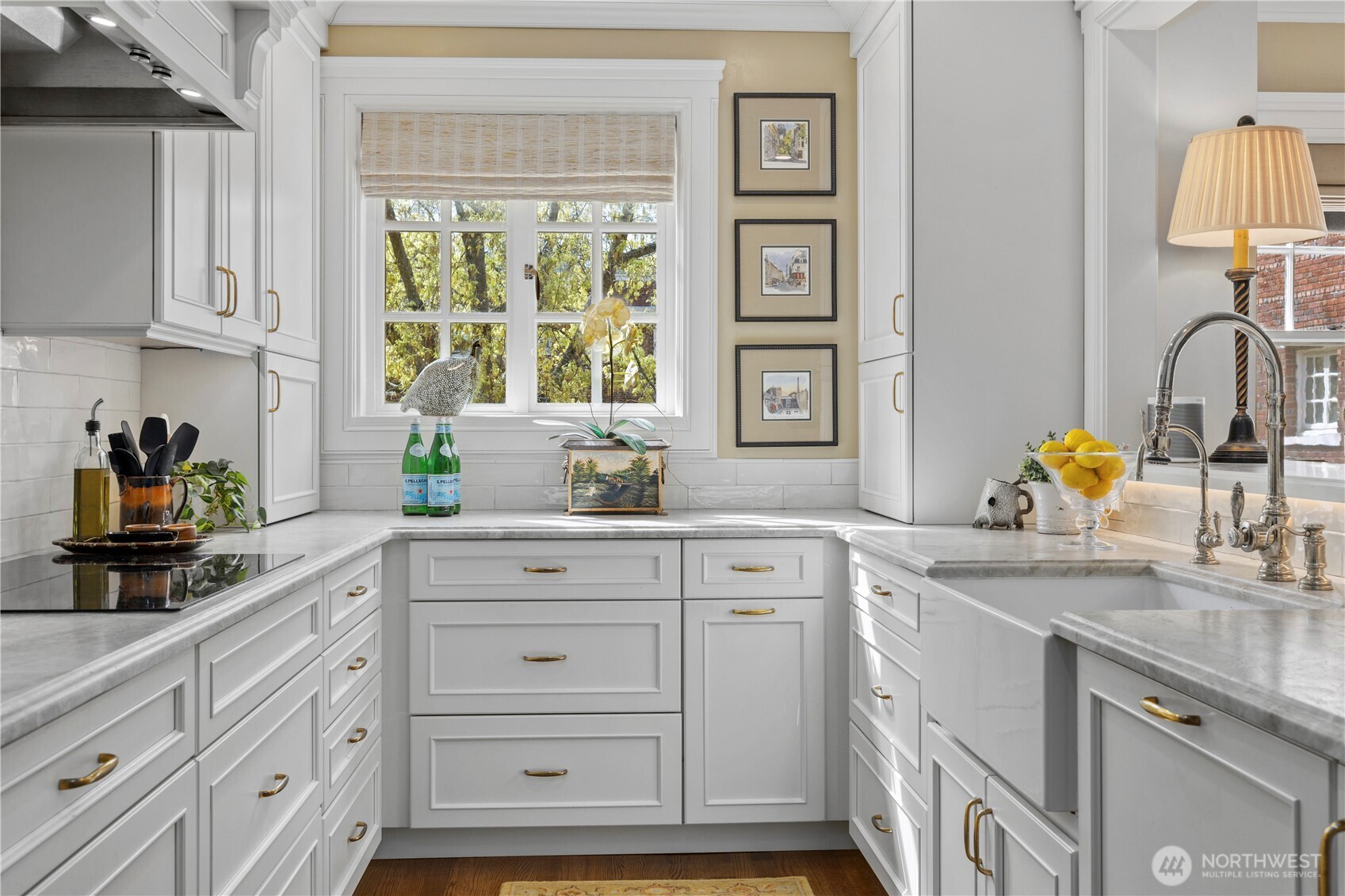 100 W Highland Drive 303