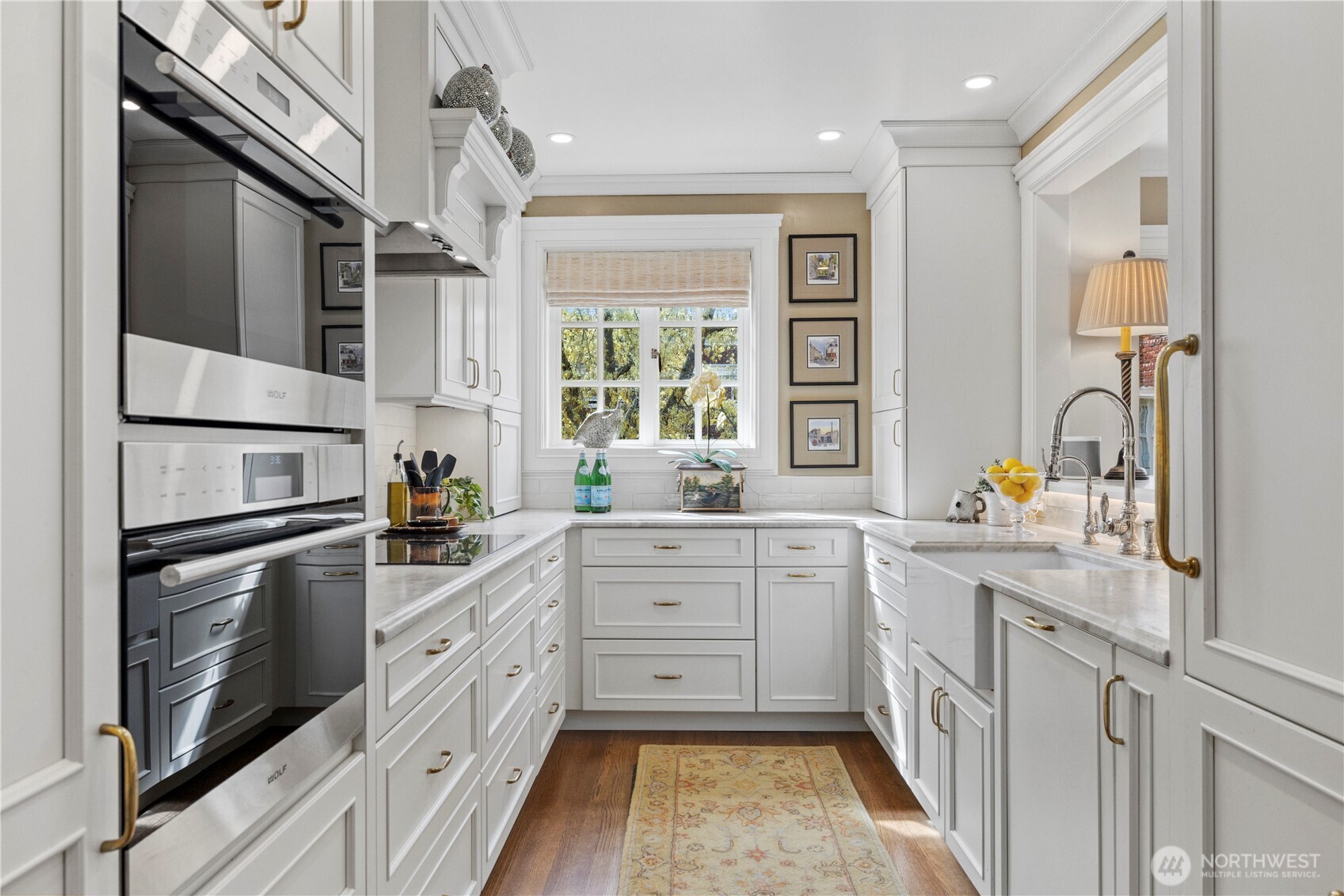 100 W Highland Drive 303