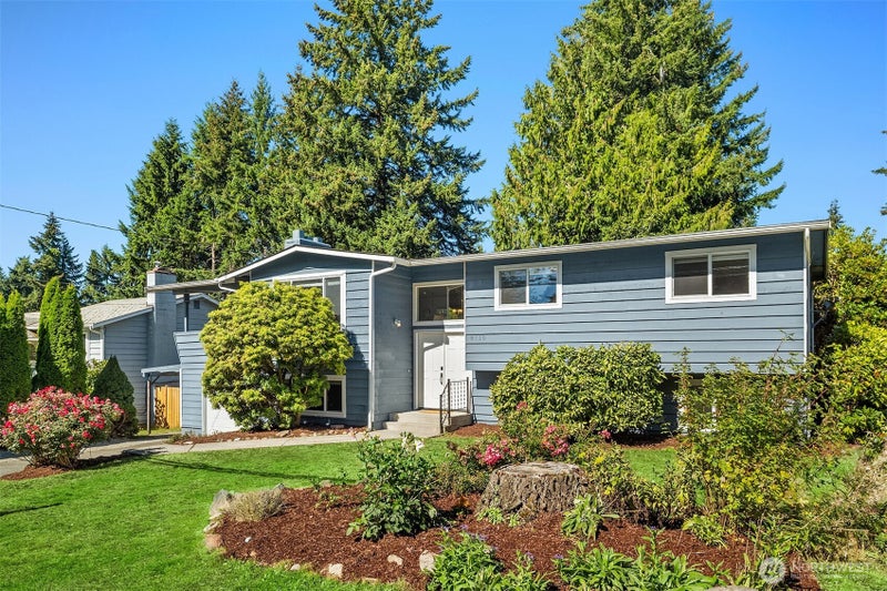 8610 NE 137th Street