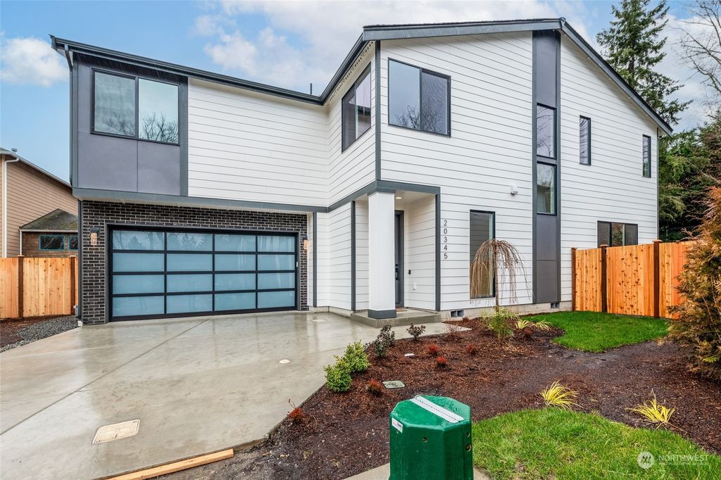 Photo of 20345 80th Place NE, Kenmore, WA 98028 (MLS # 2184412)