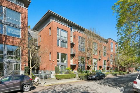 Photo of 530 Broadway E #325, Seattle, WA 98102 (MLS # 2501505)
