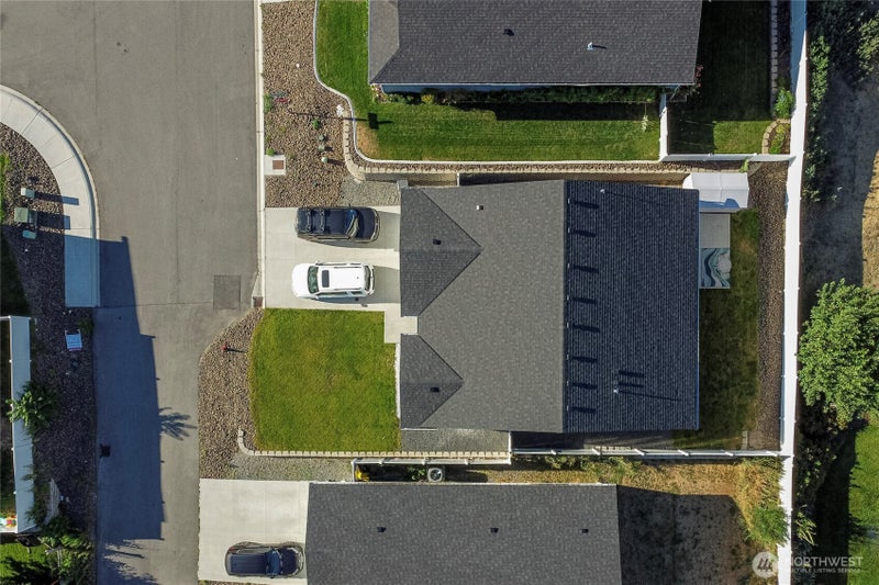 1133 S New Oak Lane