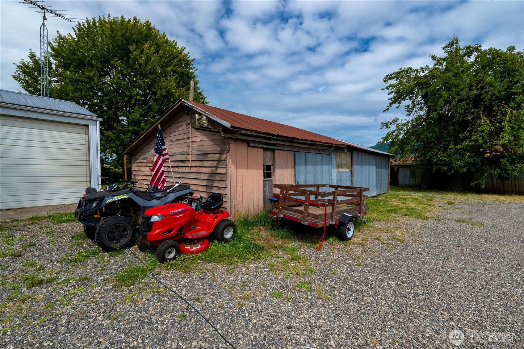 7592 Oat Coles Road