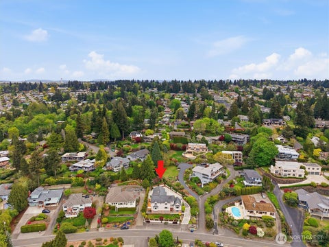 Photo of 18124 Riviera Place SW, Normandy Park, WA 98166 (MLS # 2511077)