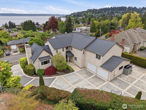 Photo of 18124 Riviera Place SW, Normandy Park, WA 98166 (MLS # 2511077)