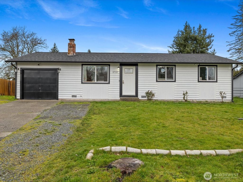 Photo of 5715 91st Place NE, Marysville, WA 98270 (MLS # 2492367)