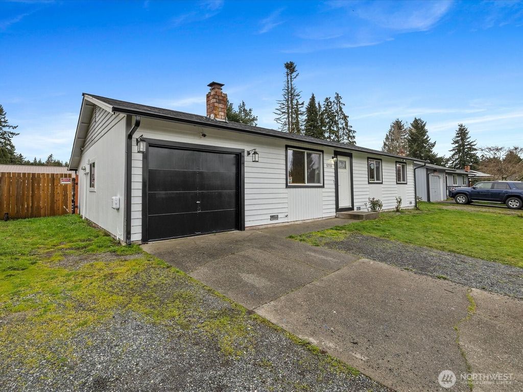 Photo of 5715 91st Place NE, Marysville, WA 98270 (MLS # 2492367)