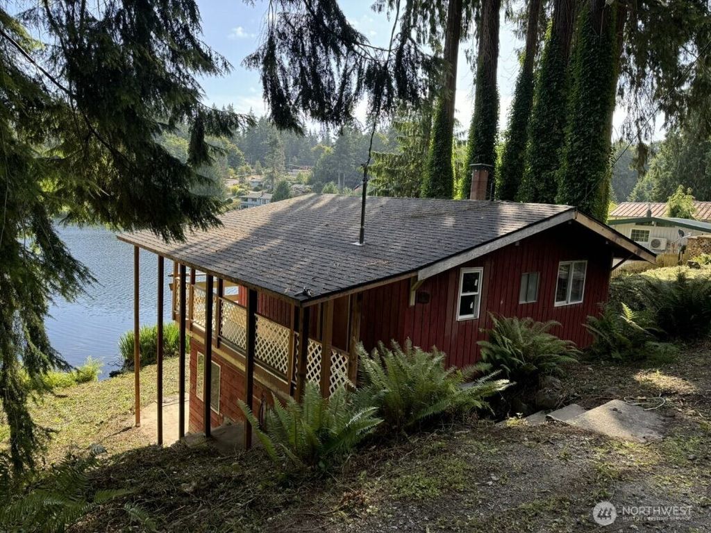 Photo of 6901 Olive Avenue, Stanwood, WA 98292 (MLS # 2403769)