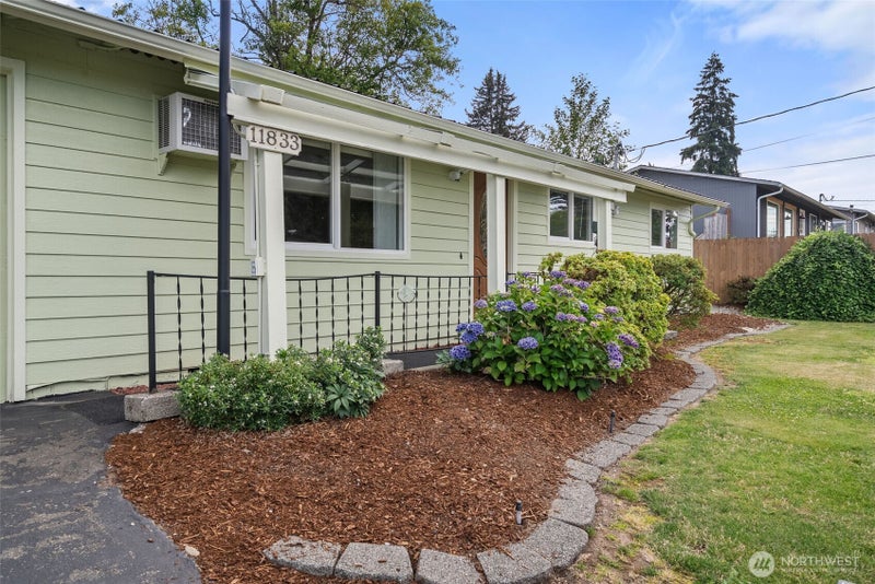 11833 SE 272nd Place