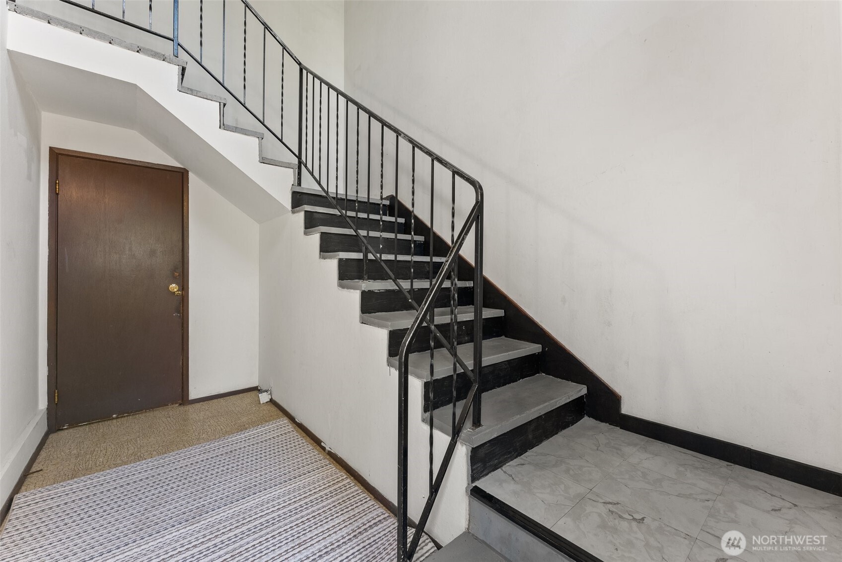 128 N Saxon Street