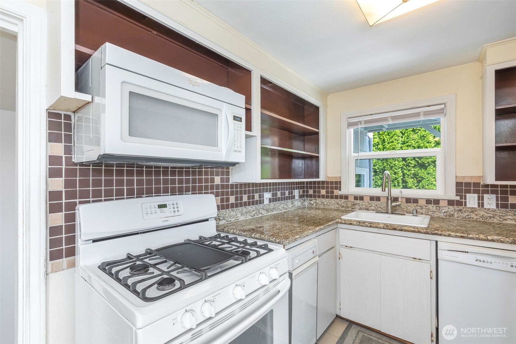 927 Lake Washington Blvd S