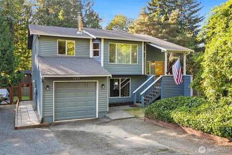 Photo of 9228 49th Avenue W, Mukilteo, WA 98275 (MLS # 2583572)
