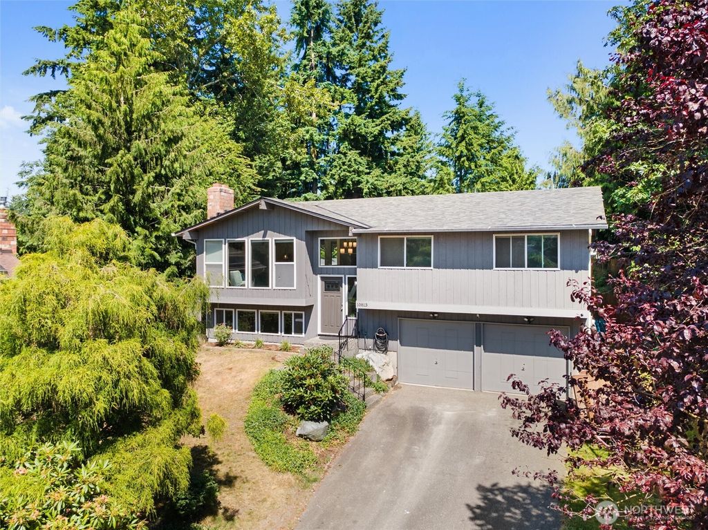 Photo of 10813 29th Drive SE, Everett, WA 98208 (MLS # 2394825)