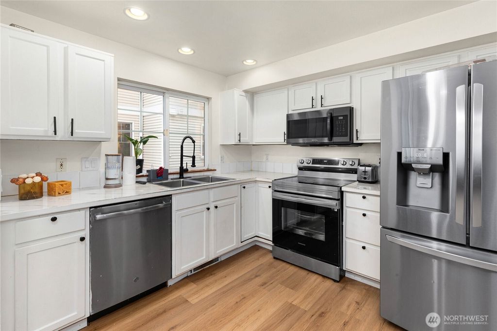 Photo of 8521 Midvale Avenue N #B, Seattle, WA 98103 (MLS # 2467090)