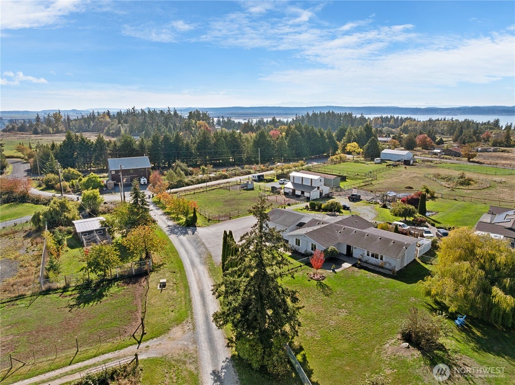 Photo of 10888 Wilson Lane, Mount Vernon, WA 98273 (MLS # 2587916)