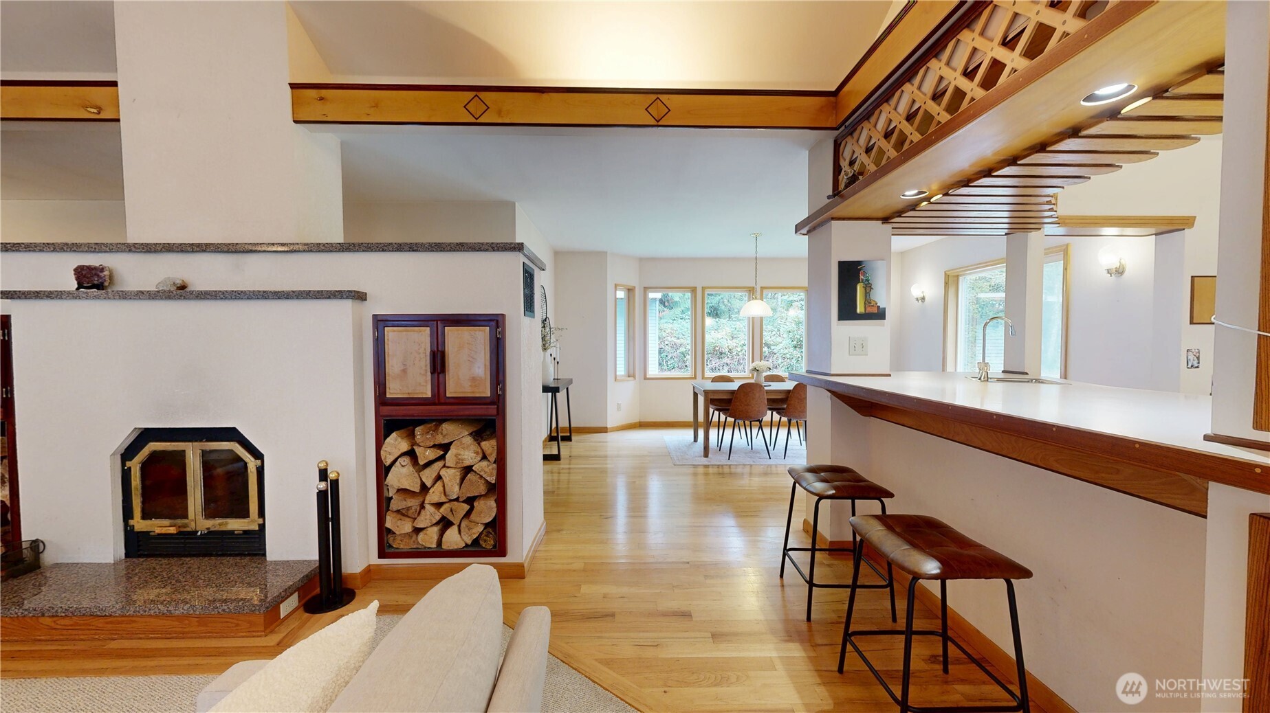 3996 Sweetwater Road