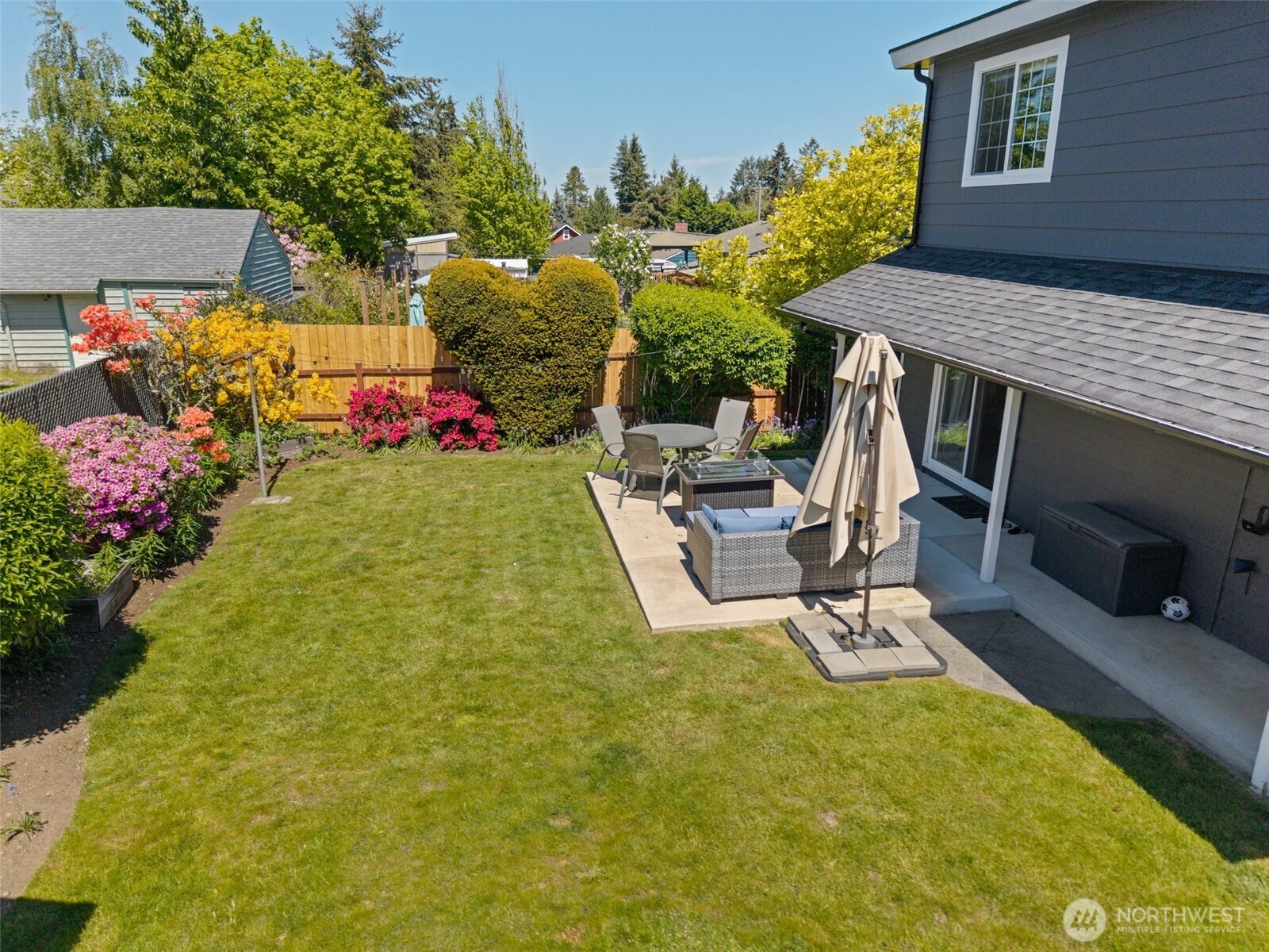3342 Greenwood Avenue W