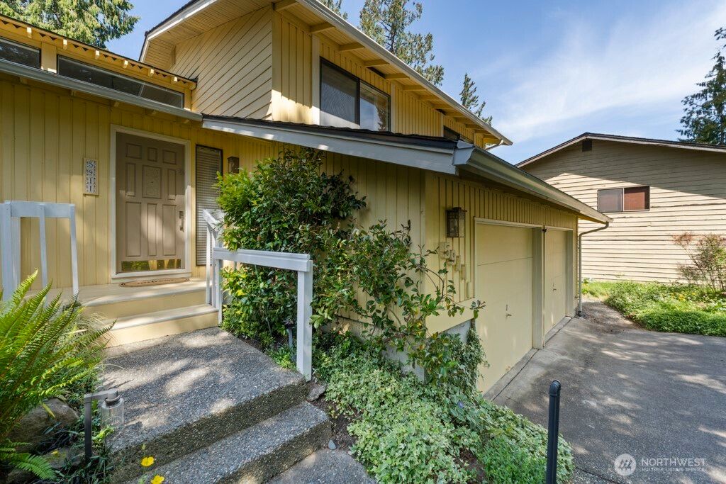 Photo of 5911 105th Avenue NE, Kirkland, WA 98033 (MLS # 2378840)
