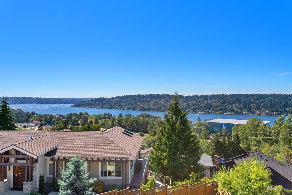 Photo of 7615 SE 113th Avenue, Newcastle, WA 98056 (MLS # 1989252)