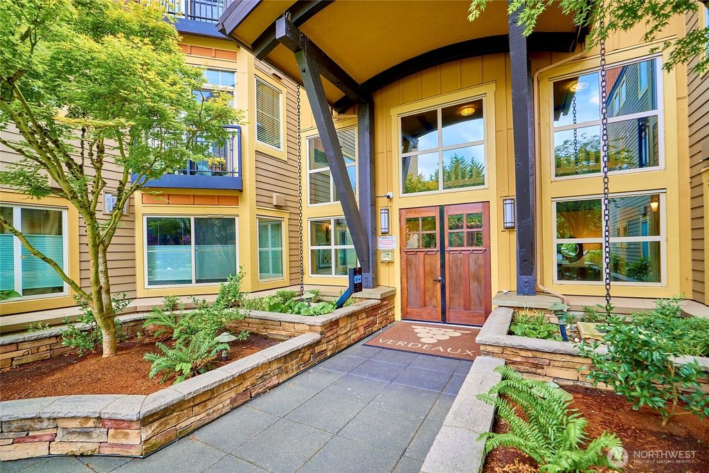 Photo of 15700 116th Avenue NE #210, Bothell, WA 98011 (MLS # 2396260)