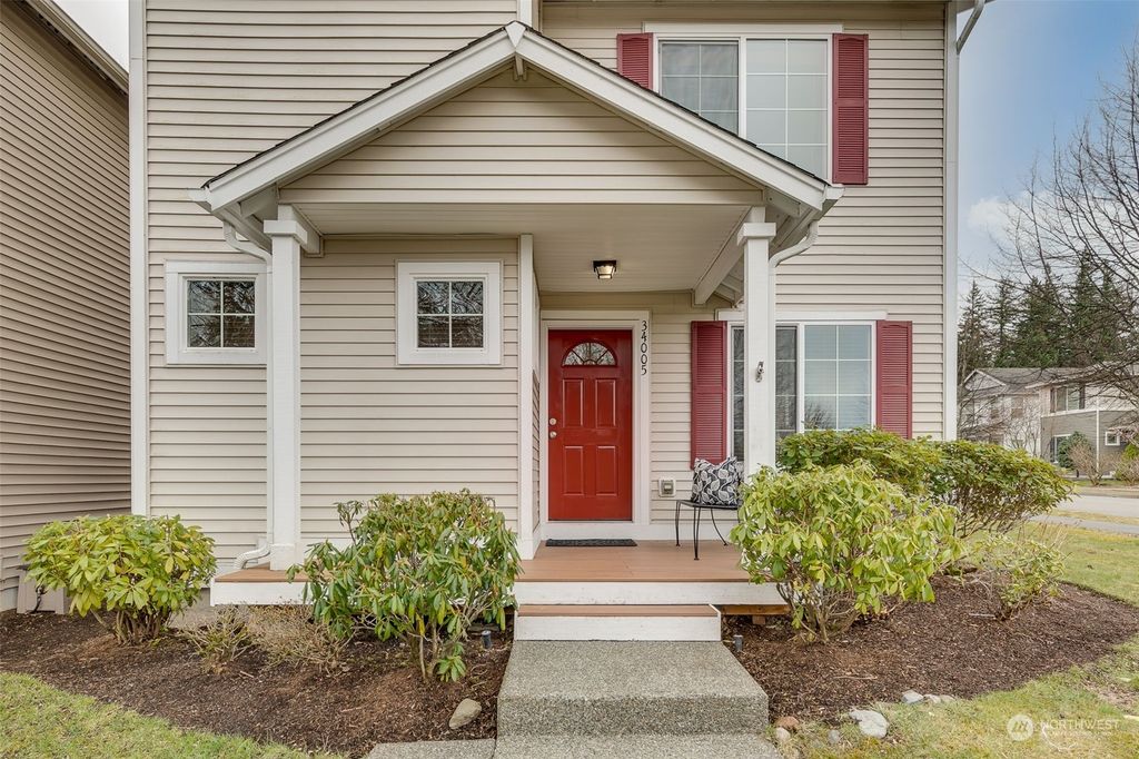 Photo of 34005 SE McCullough Street, Snoqualmie, WA 98065 (MLS # 2040852)