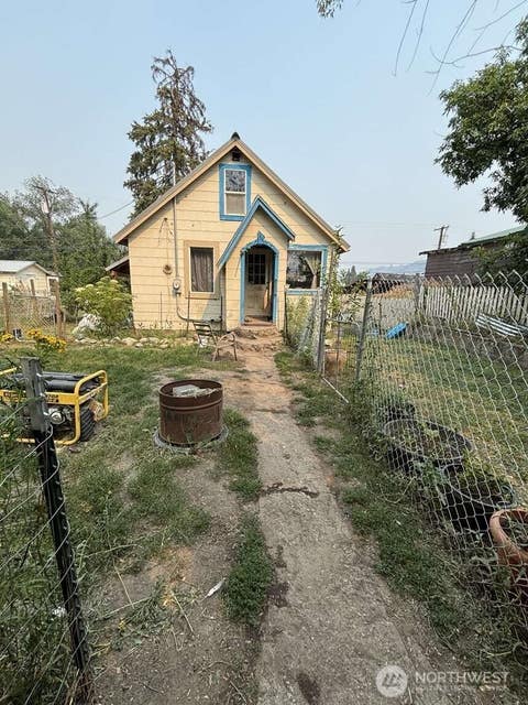 Photo of 54 N Adams Street, Republic, WA 99166 (MLS # 2560888)