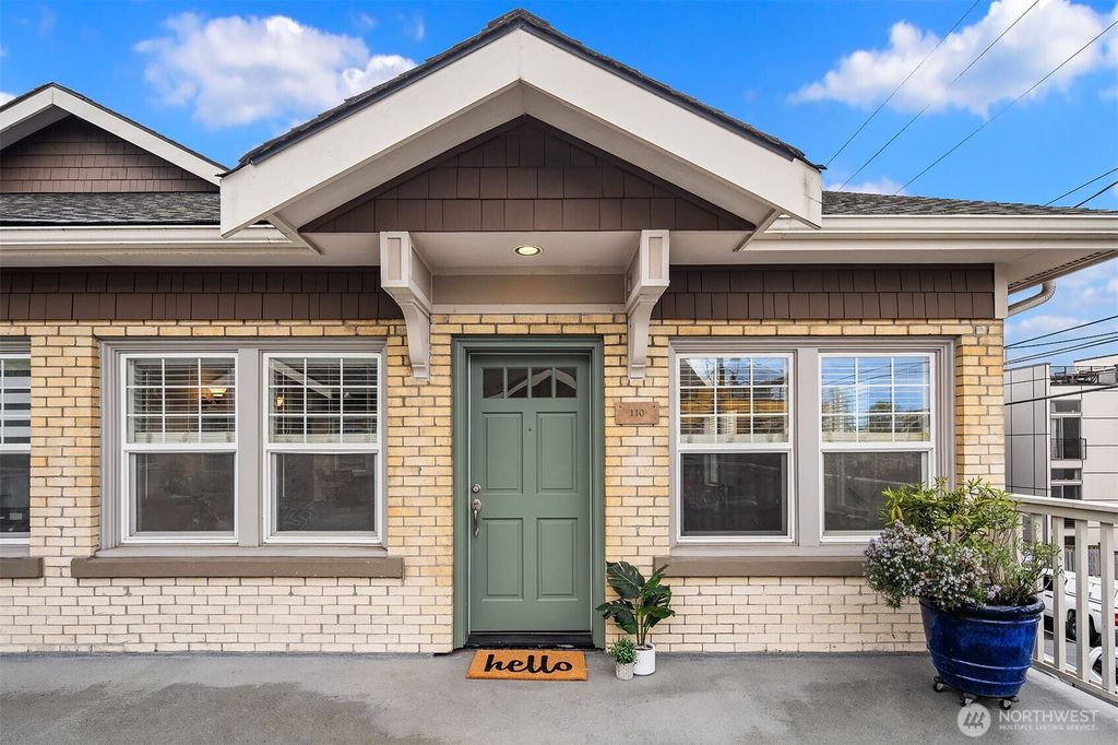 Photo of 2225 Eastlake Avenue E #110, Seattle, WA 98102 (MLS # 2358187)