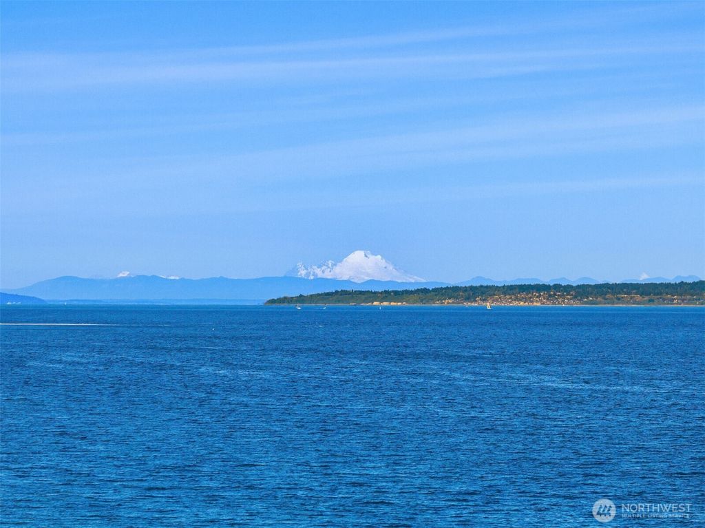 Photo of 4290 Rockaway Beach Road NE, Bainbridge Island, WA 98110 (MLS # 2510554)