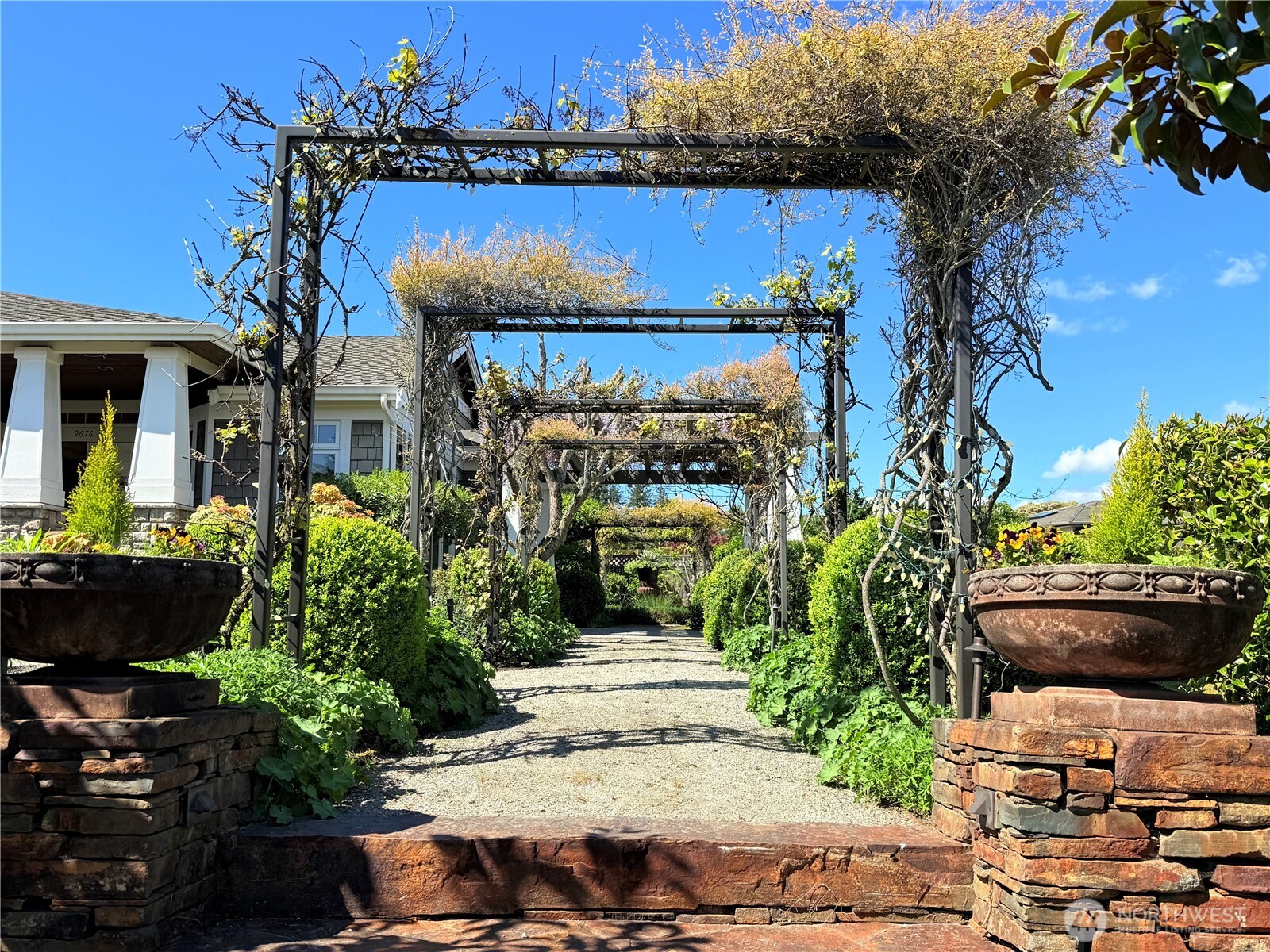 9676 Evergreen Drive