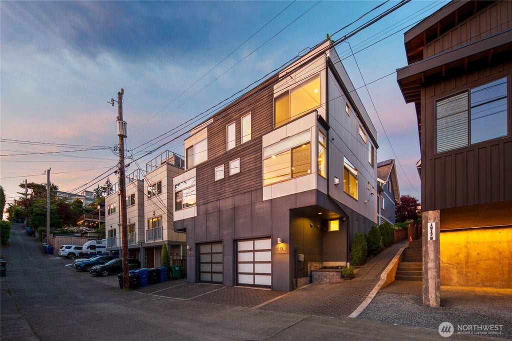 Photo of 1919 A 9th Avenue W, Seattle, WA 98119 (MLS # 2579860)